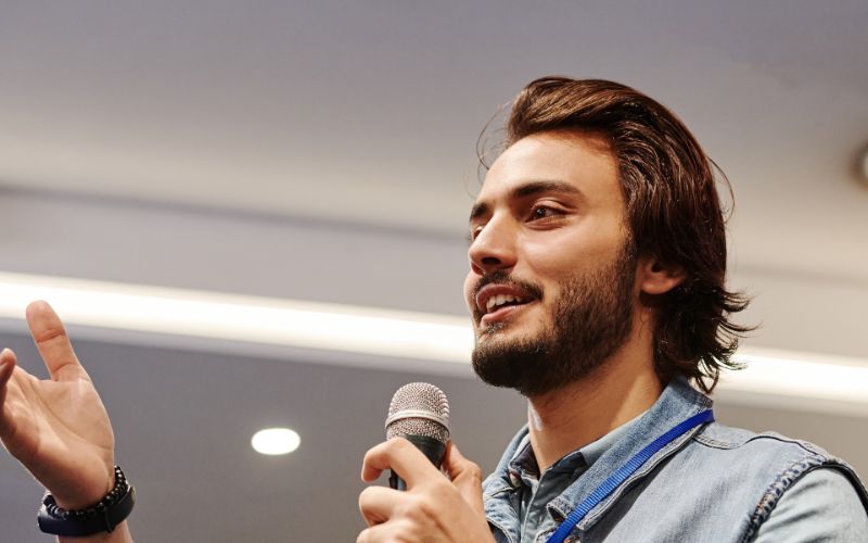 Nur-wer-praesent-ist-kann-praesentieren